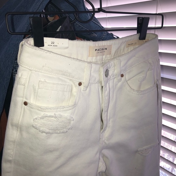 PacSun Mom Jeans - Picture 3 of 4